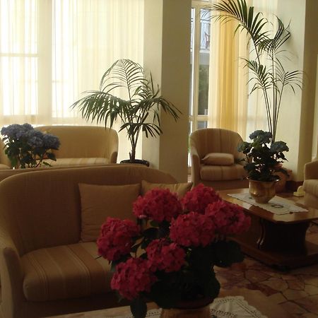 Hotel Arcade Ріміні Екстер'єр фото